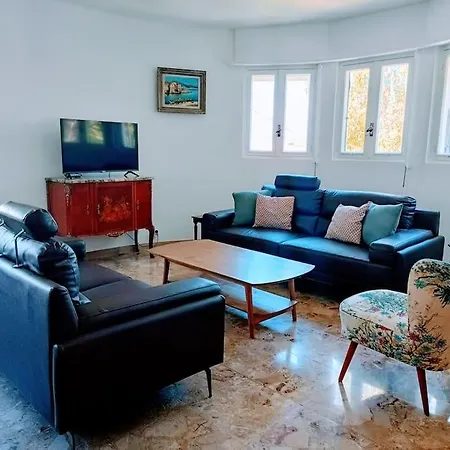 بيت للعطل Belle Maison Familiale A 2km Du Centre *
